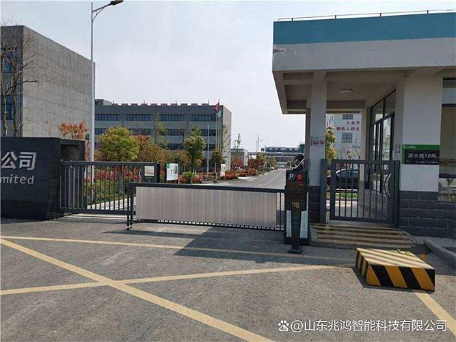 4.数据存储与管理系统:存储识别信息及相关车辆数